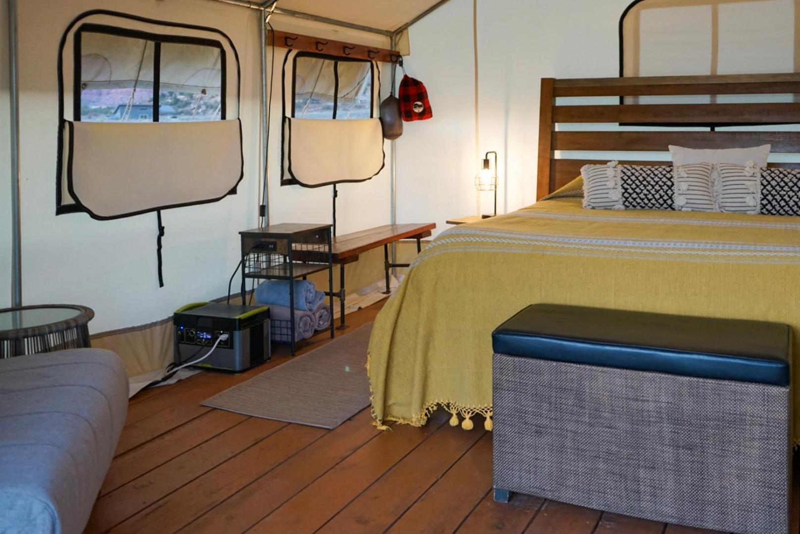 Basecamp 37° Hotel Kanab Ngoại thất bức ảnh