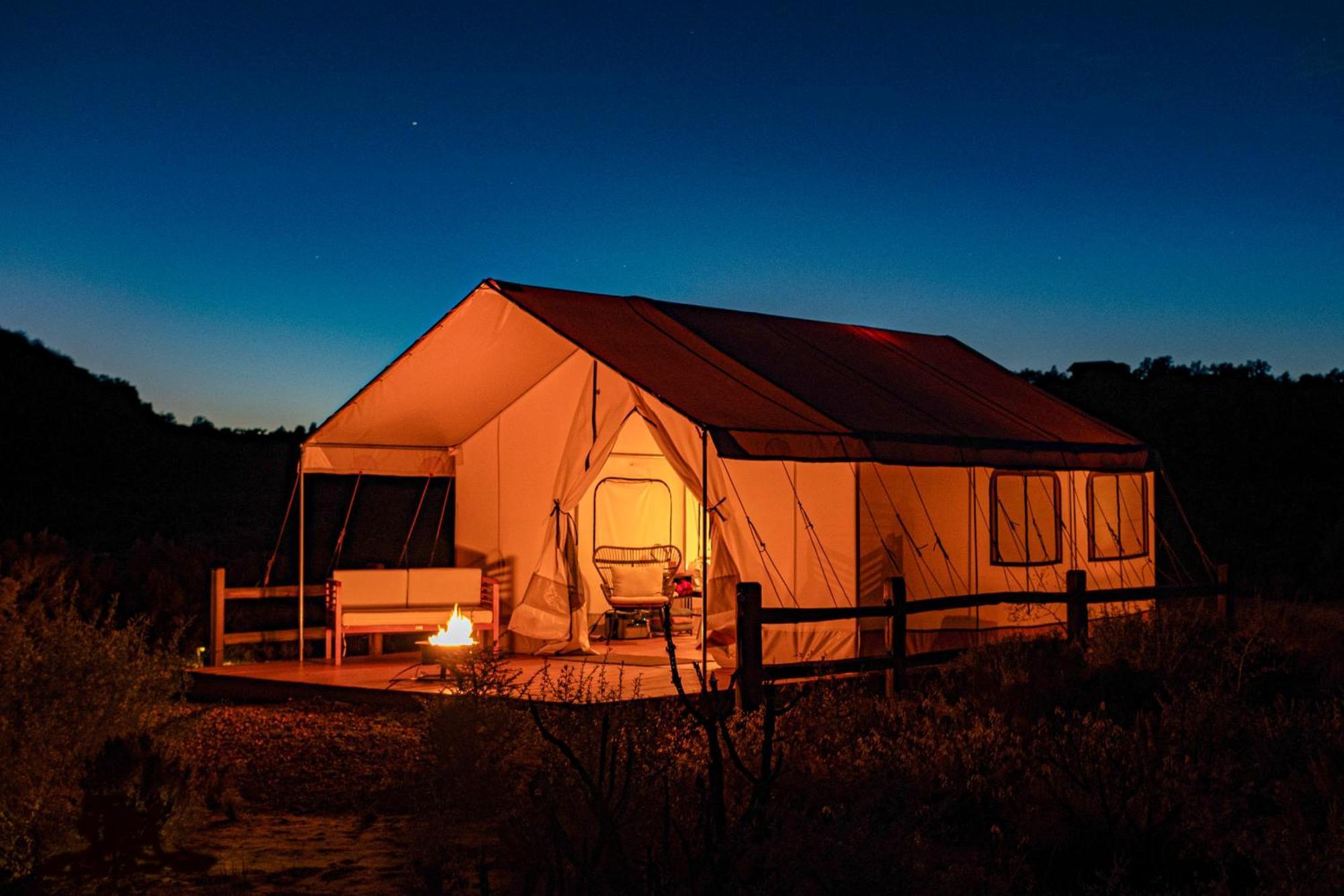 Basecamp 37° Hotel Kanab Ngoại thất bức ảnh